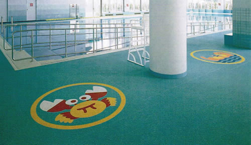 Swimming pool floor